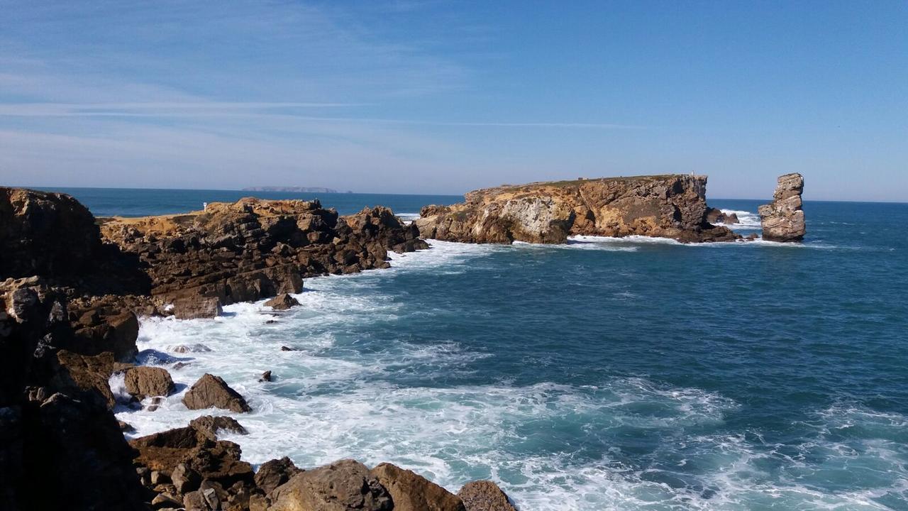 Peniche'S Blue & Yellow Exterior photo